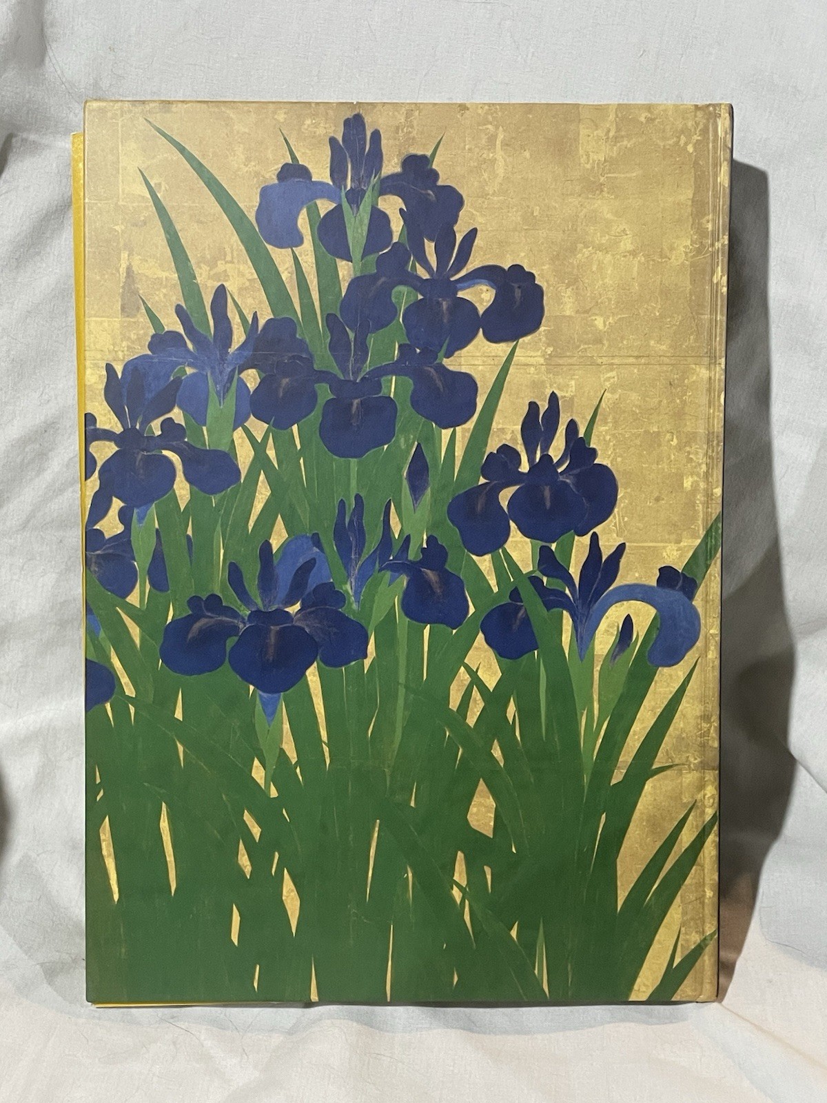 The Metropolitan Museum of Art — (Hardcover) NO DUST JACKET — SPINE DAMAGE