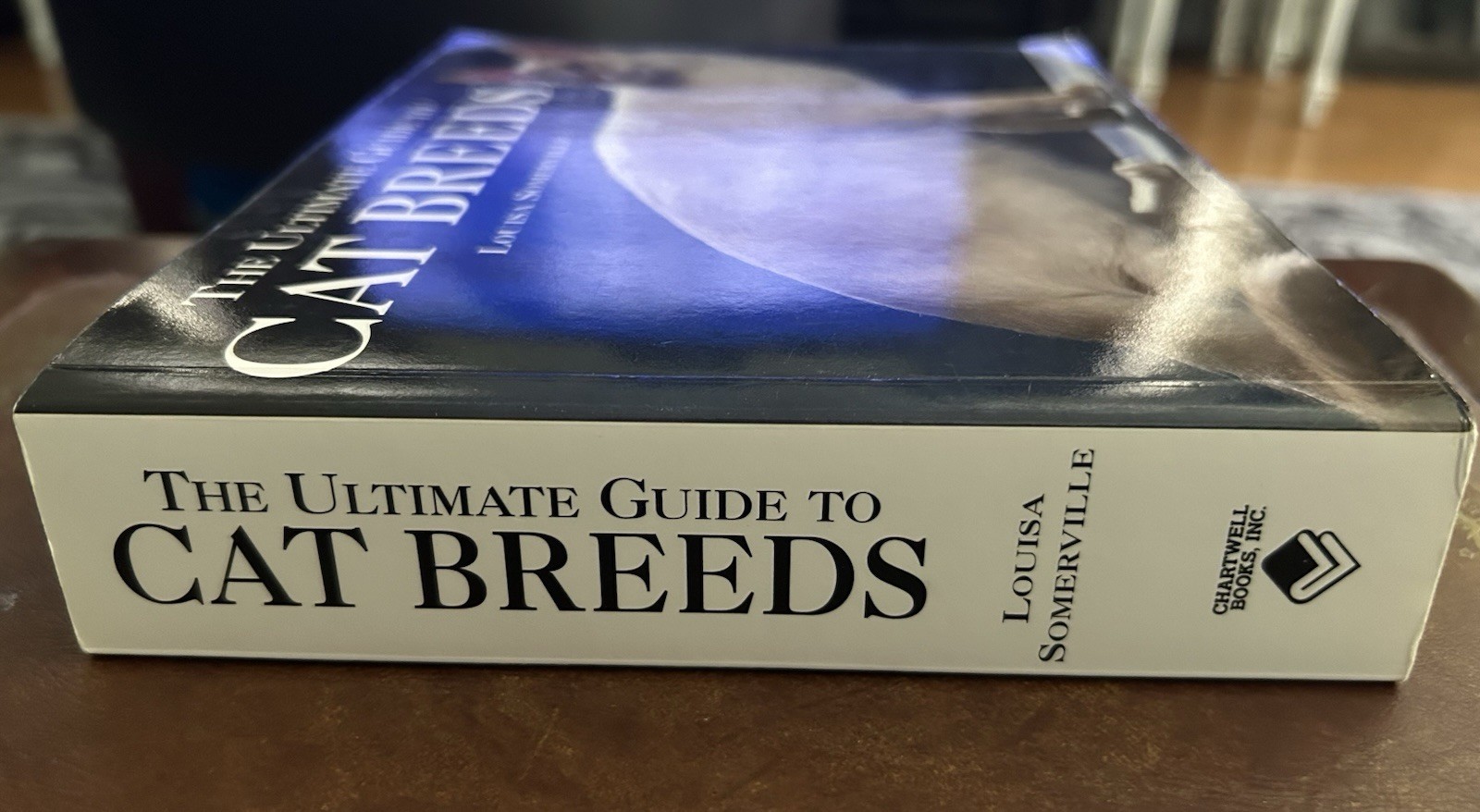The Ultimate Guide to Cat Breeds (445 pgs), Paperback, by Somerville, 2007