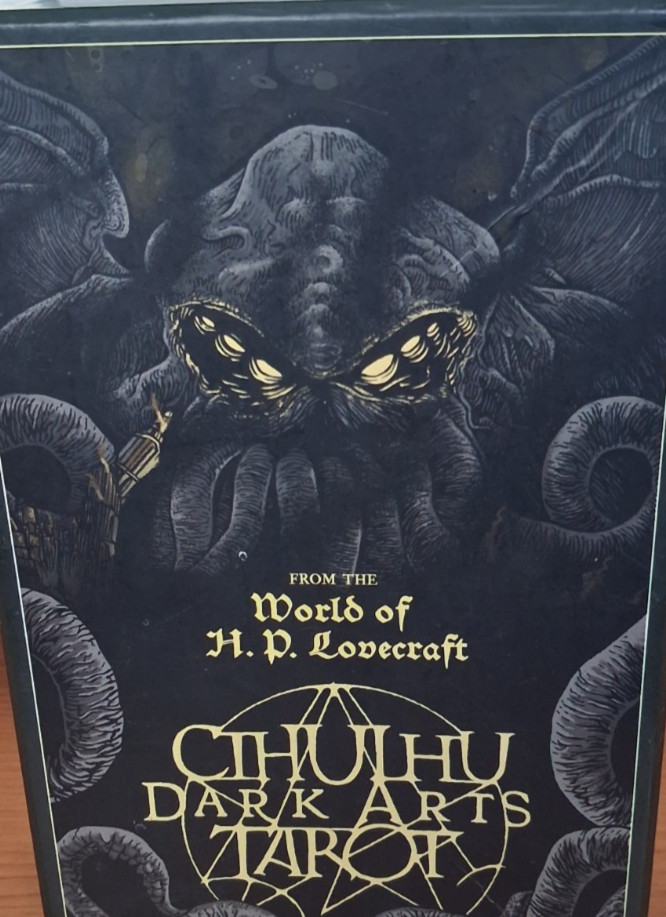 Cthulhu Dark Arts Tarot by Bragelonne Games (2021) 78 Card Deck W/ Instructions