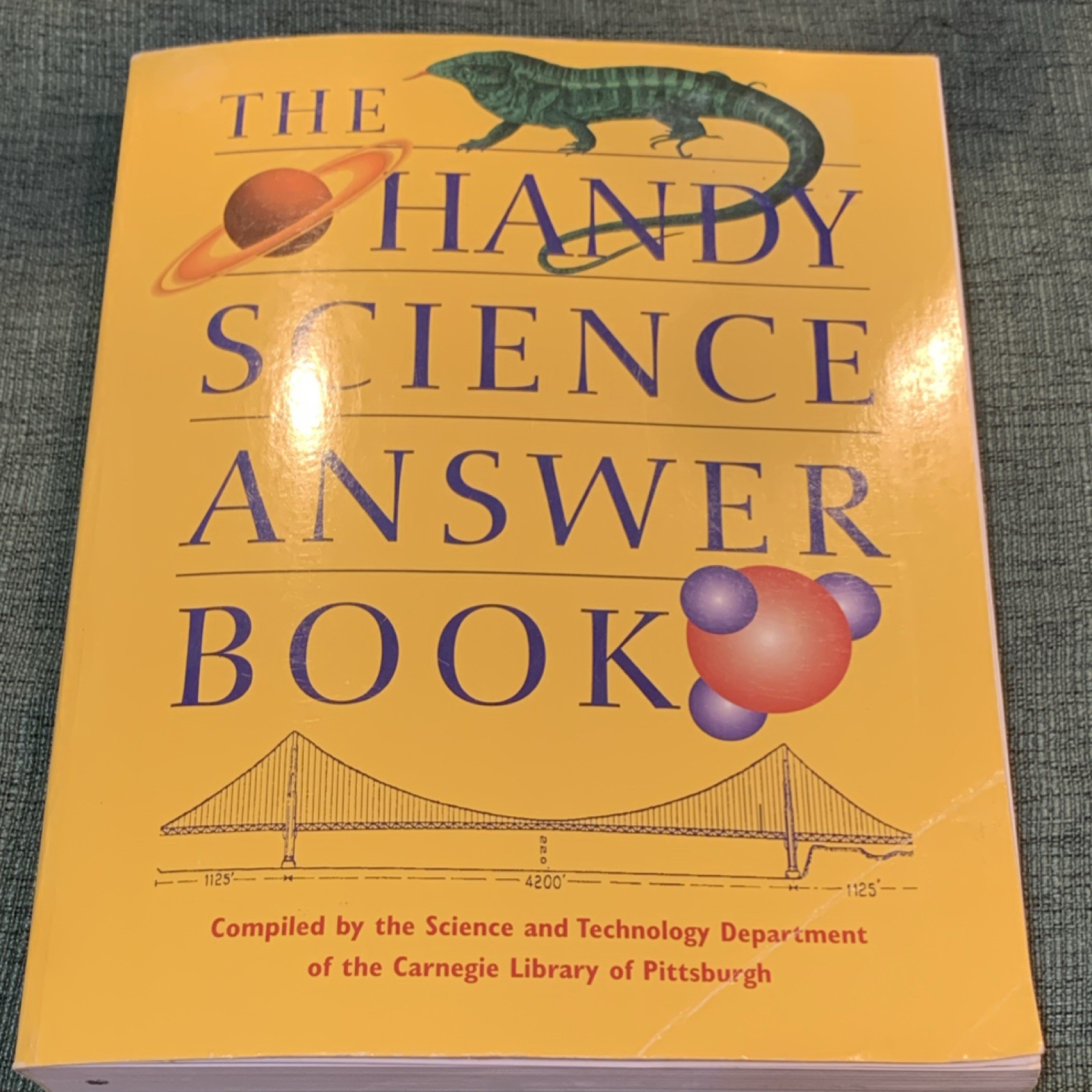 Visible Ink Press The Handy Science Answer Book Paperback Illustrated Science