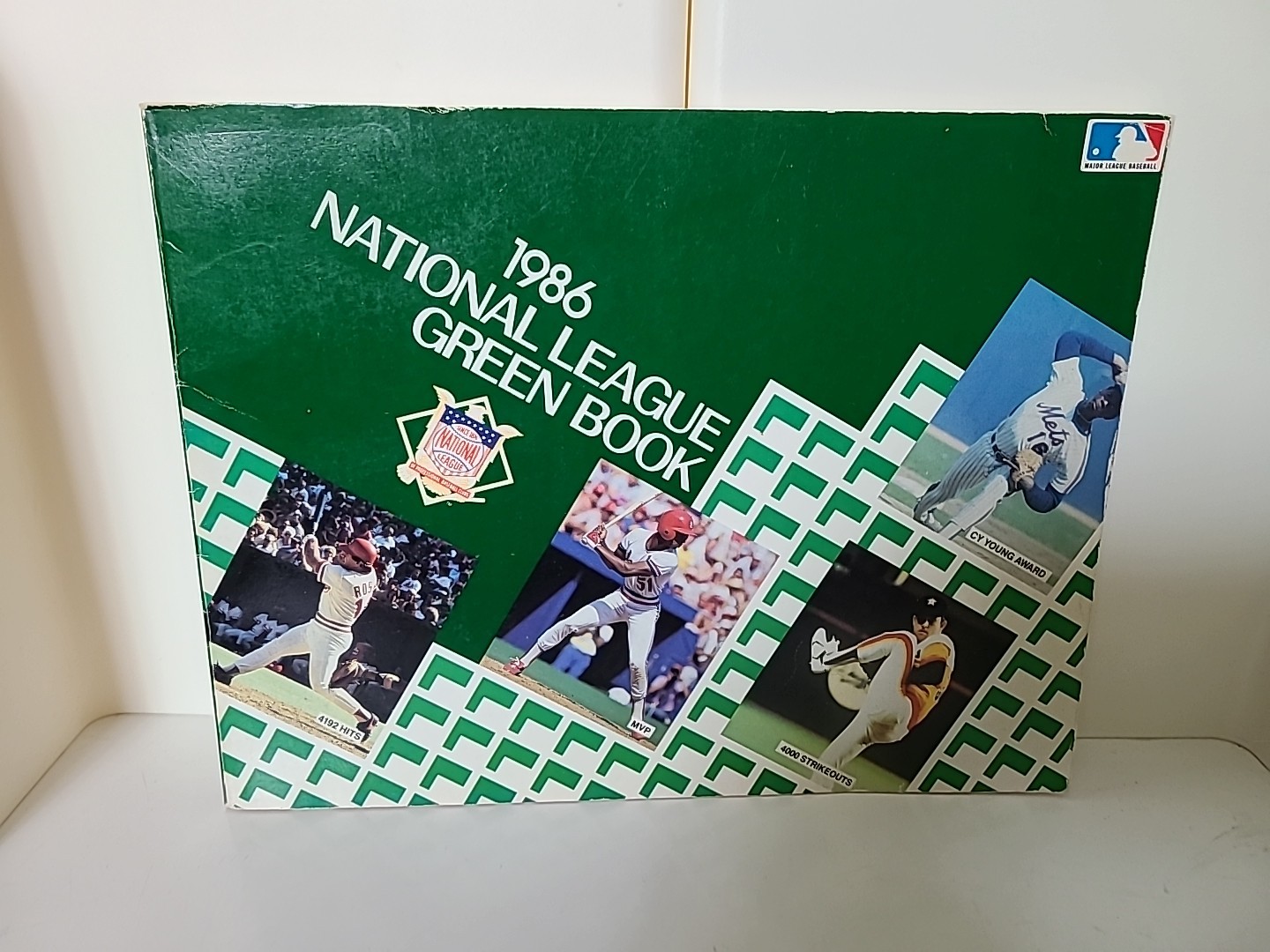 Ballpark of BASEBALL stuff : BOOKS {Statistics/History/Trivia/About the Game}
