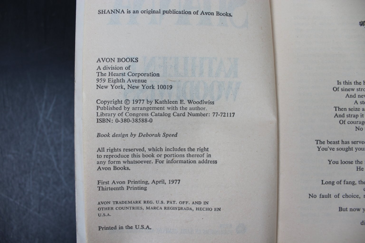 Shanna Kathleen E. Woodiwiss 1977 Thirteenth Printing Romance Avon Books