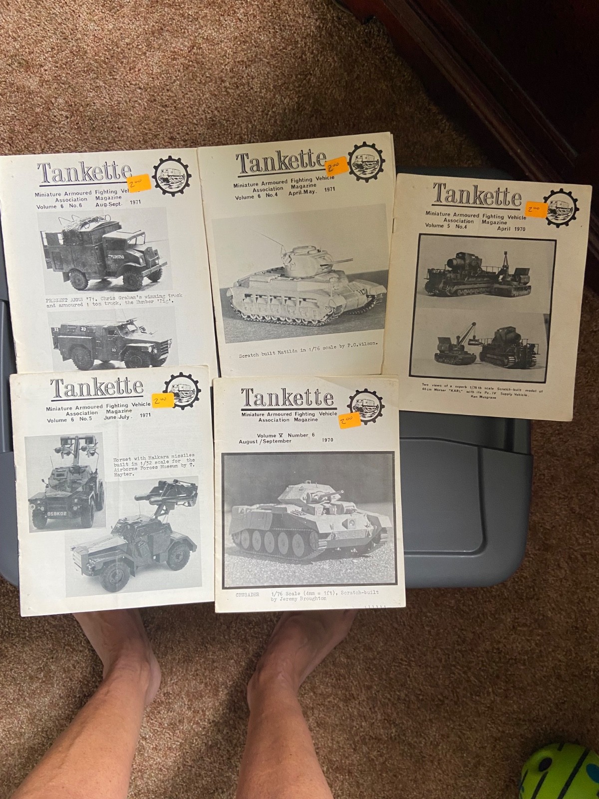 LOT OF 5 TANKETTE MAGAZINES MINIATURE ARMOURED FIGHTING VEHICLES 1970-1971
