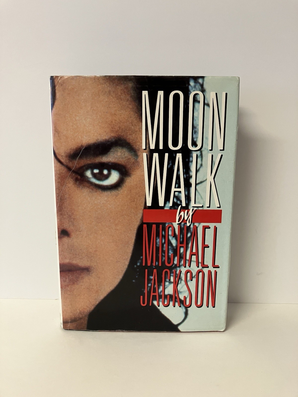 Moonwalk by Michael Jackson 1988 HCDJ Stated First Edition Printed Signature