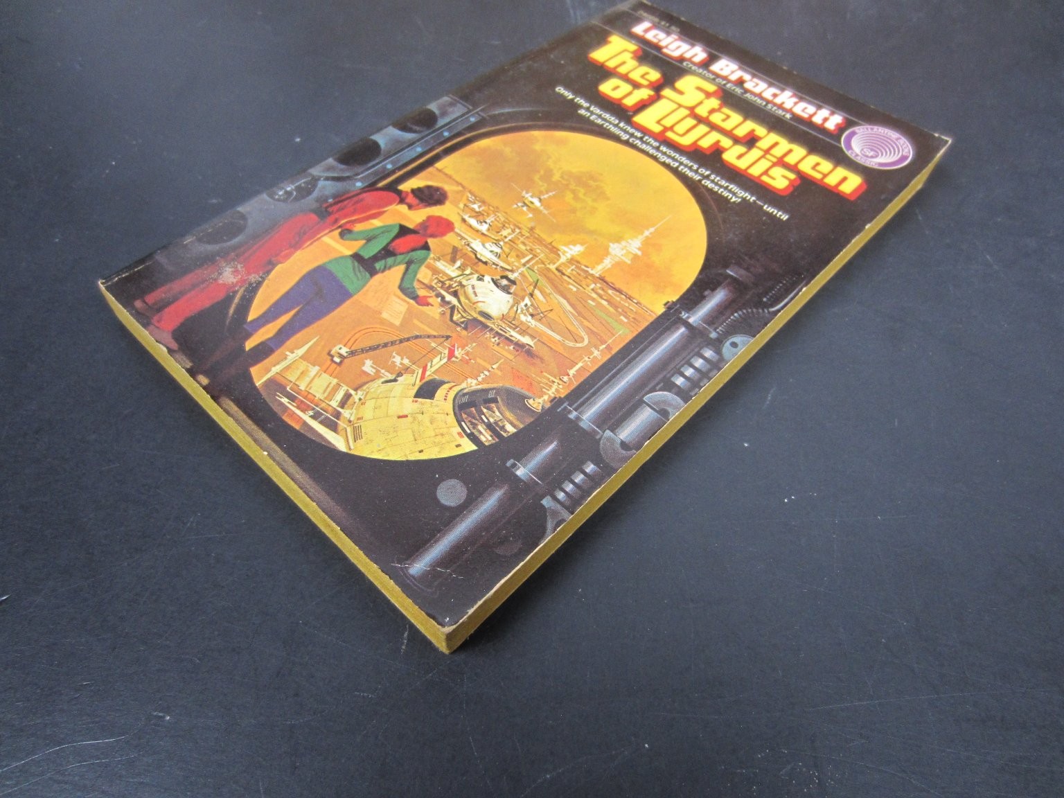 Starmen of Llyrdis Leigh Brackett 1976 First Printing Ballantine Science Fiction