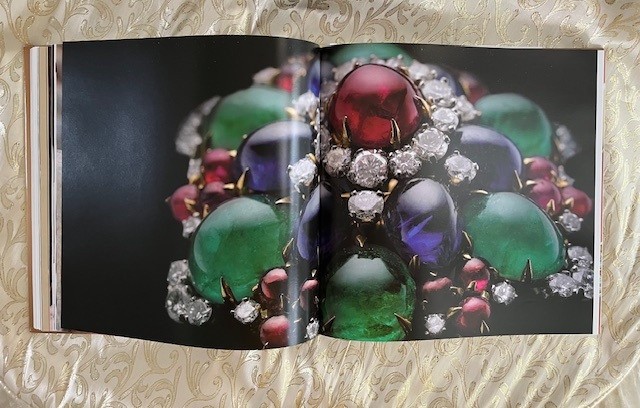 Bulgari 125 Years of Italian Magnificence. 2010 Paris jewelry exhibition catalog