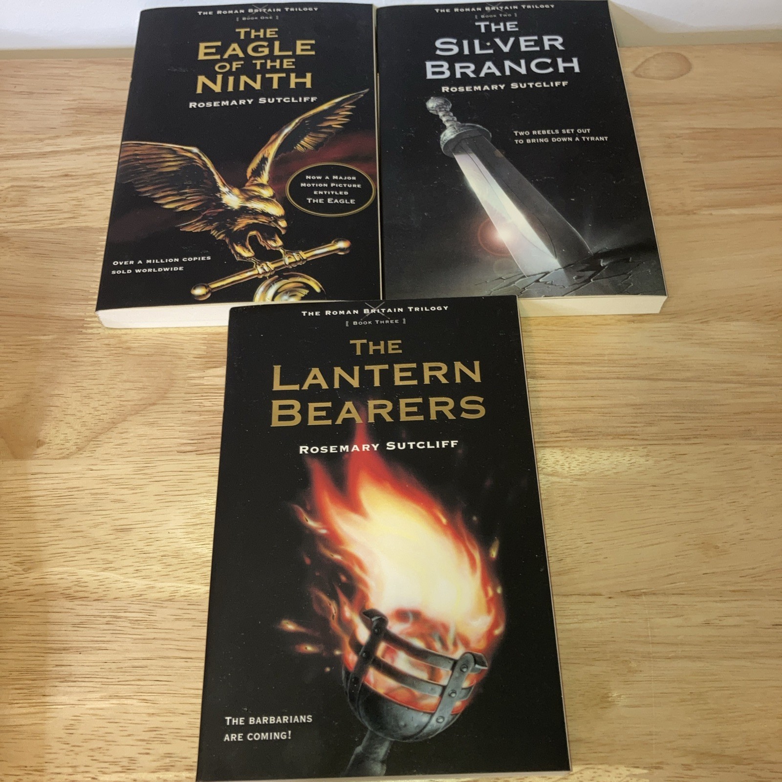 The Roman Britain Trilogy 1-3 Rosemary Sutcliff Eagle, Silver Branch, Lantern