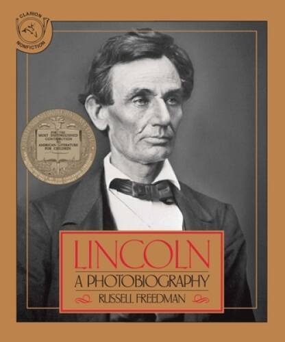 Lincoln: A Photobiography (Houghton Mifflin social studies) — Paperback — GOOD