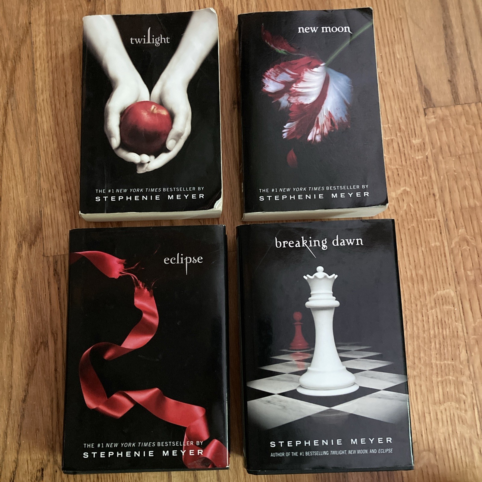 Twilight Saga Book Set 1-4 Stephanie Meyer HBPB 1st Edition Eclipse New Moon Lot