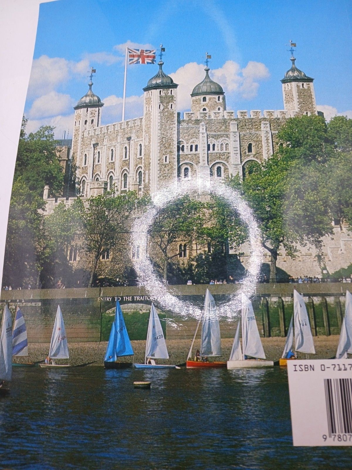 Lot Of 3 Tour Travel Guide Books United Kingdom London Scene, 2 Tower of London