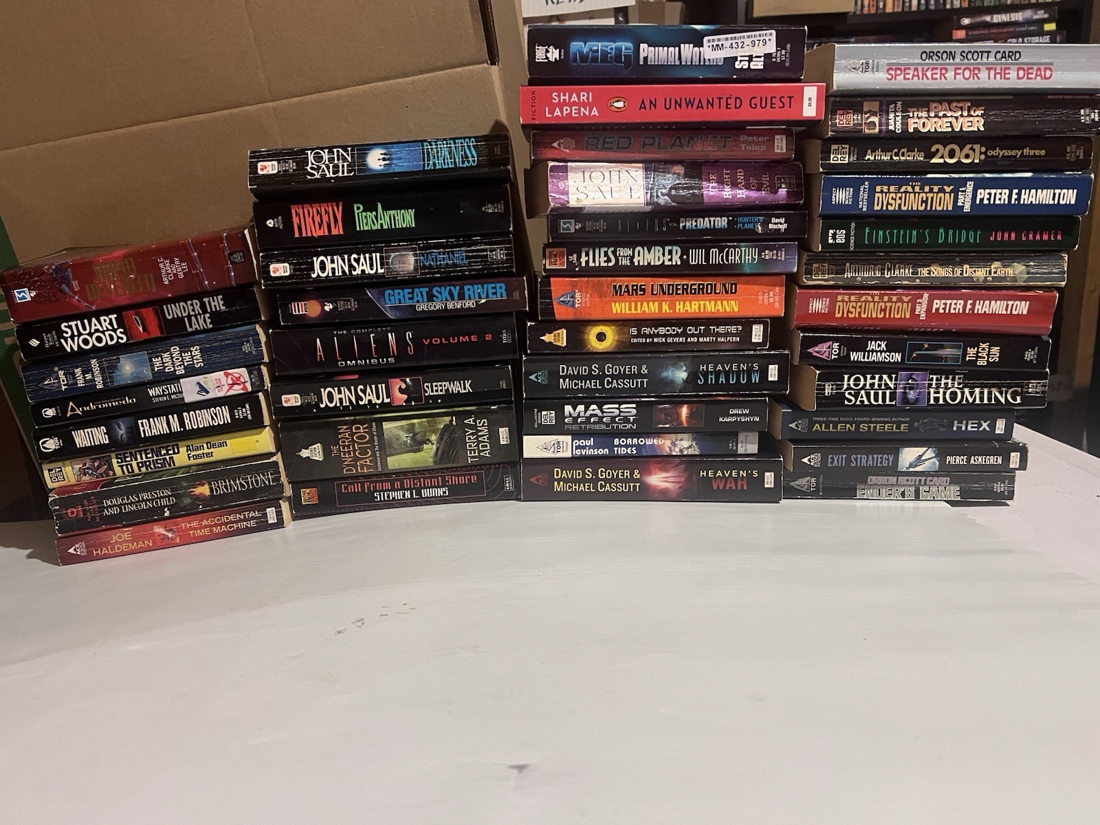 40 Sci-Fi Novel Lot….Aliens….A.Clarke….O.Card…..More