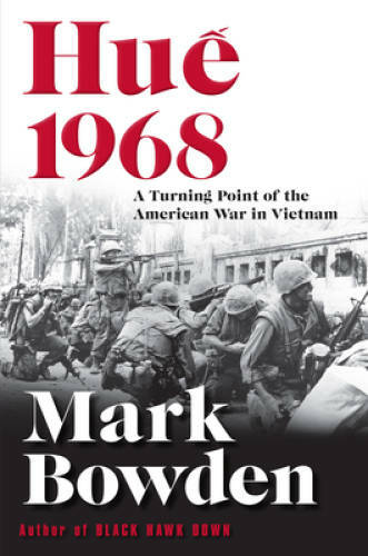 Hue 1968: A Turning Point of the American War in Vietnam — Paperback — GOOD
