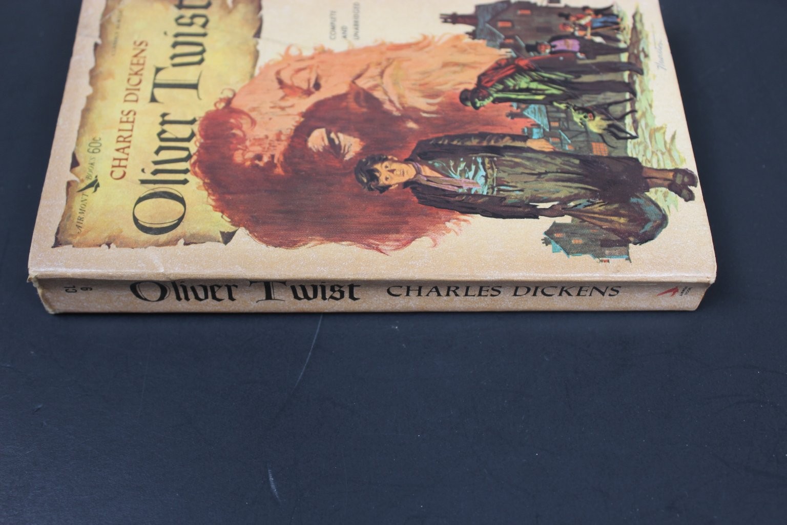 Oliver Twist Charles Dickens 1963 Airmont Classic Complete Unabridged PB
