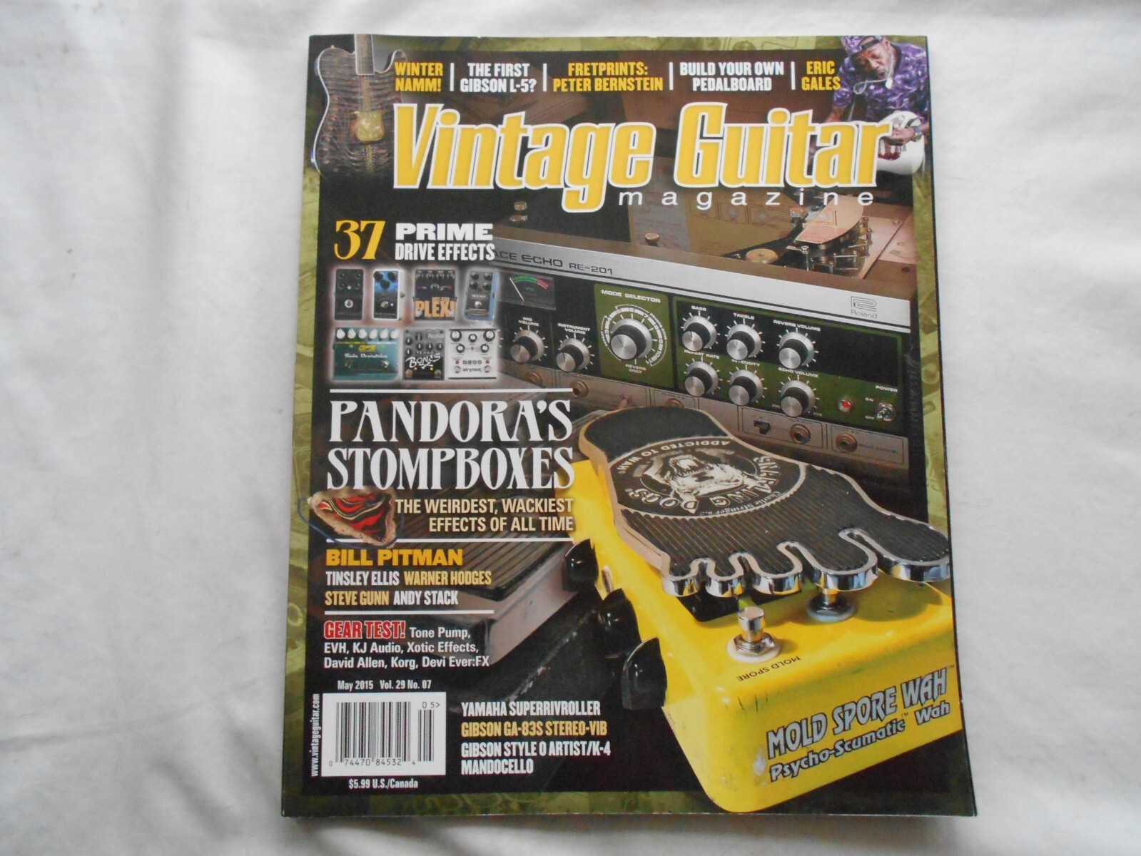 VINTAGE GUITAR MAGAZINE-MAY,2015
