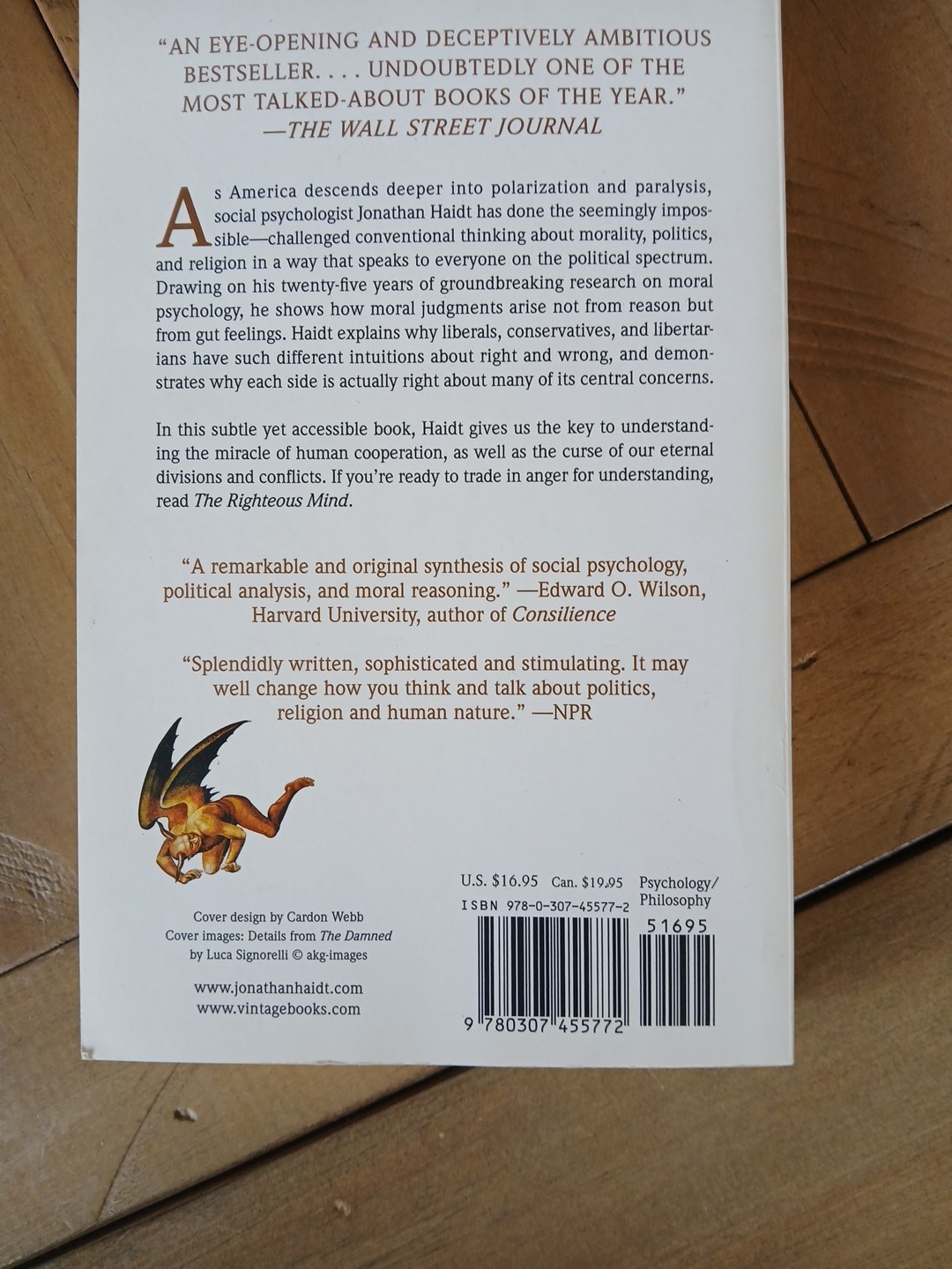 The Righteous Mind: Why Good People Are Divided by Politics and Religion (Paperb