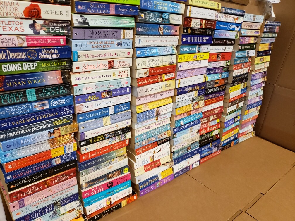 Lot of 20 Contemporary ROMANCE Paperbacks PB Popular Author Books RANDOM*MIX