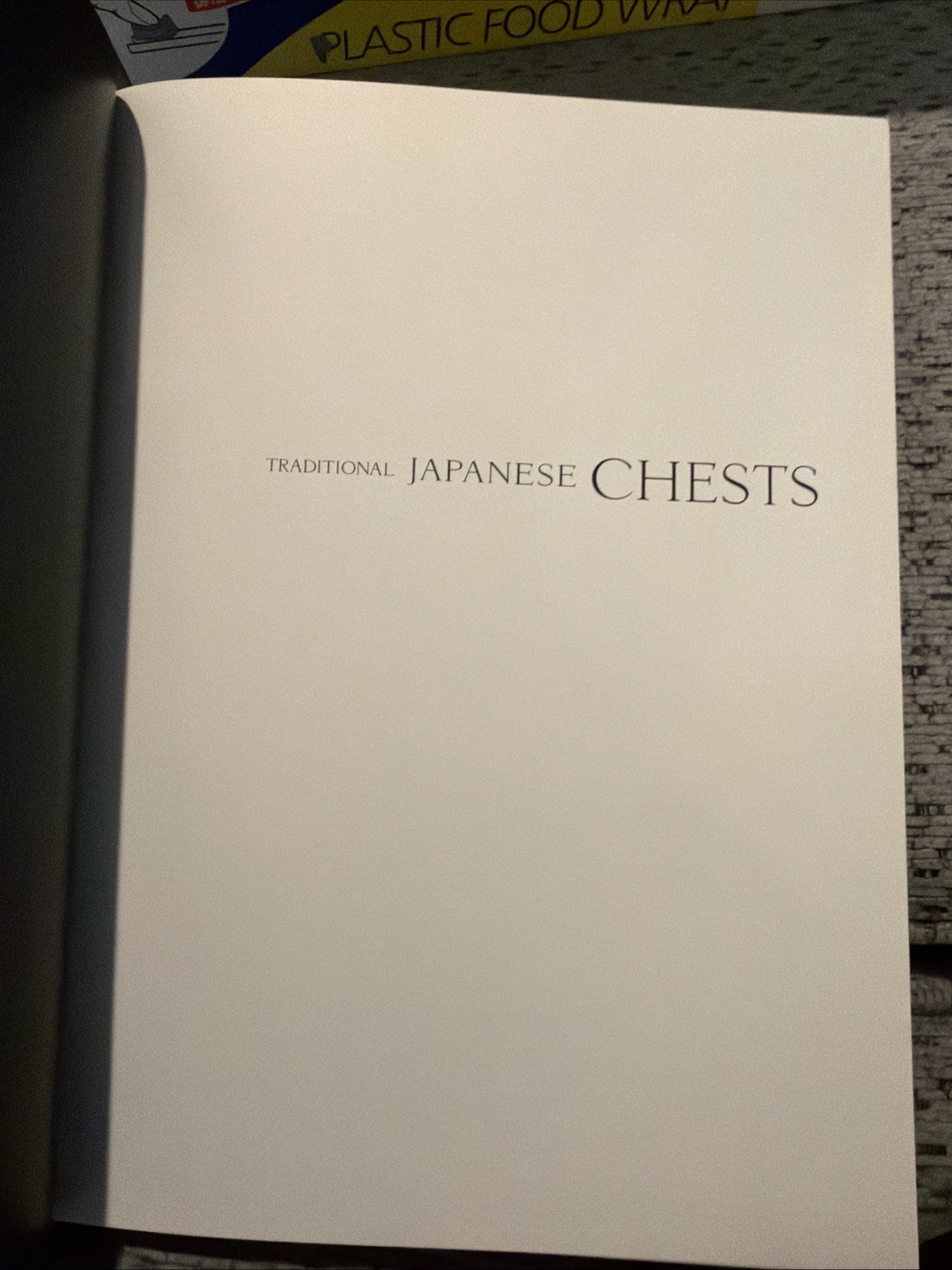 TRADITIONAL JAPANESE CHESTS: A DEFINITIVE GUIDE By Kazuko Koizumi & C-331