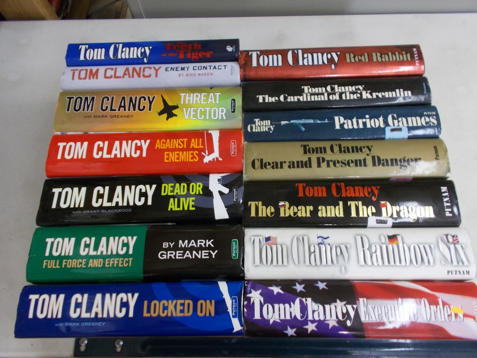14 TOM CLANCY # HC W/DJ JACK RYAN CHRONICLES JACK RYAN JR STANDALONE ENEMIES