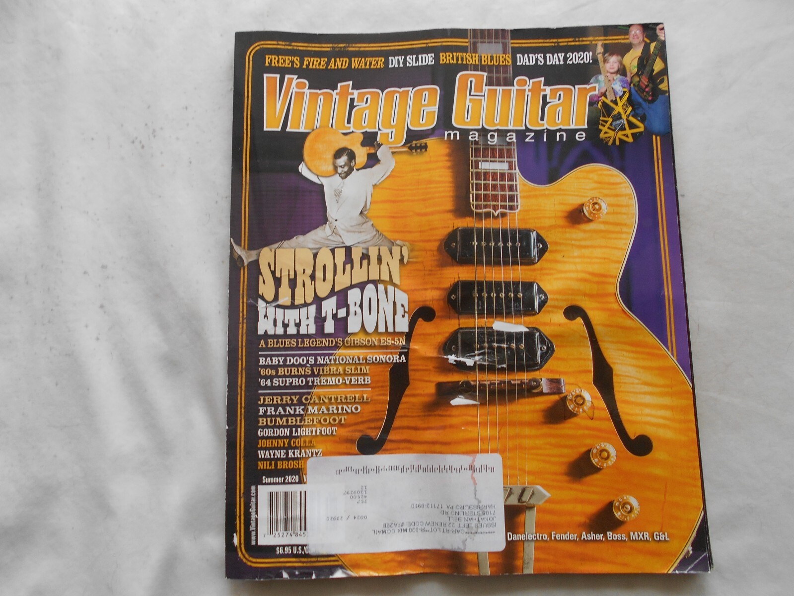 VINTAGE GUITAR MAGAZINE-SUMMER,2020