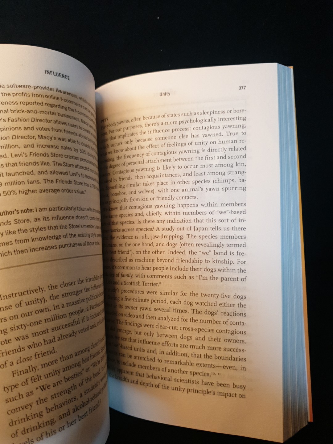 Influence The Psychology of Persuasion Robert Cialdini 2021 Expanded PB