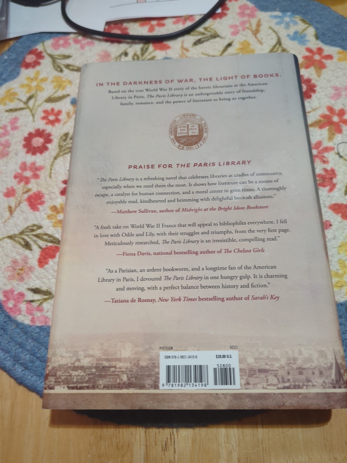 Paris Library : A Novel by Janet Skeslien Charles (2021, Hardcover)